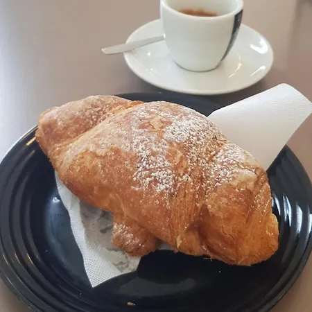 Lacasadiden Guest house